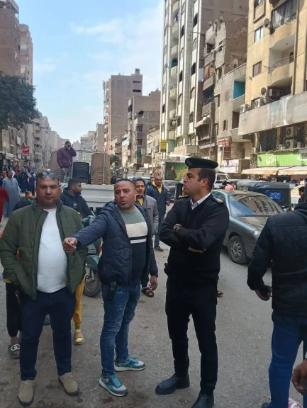 محافظة الجيزة تواصل إعادة الانضباط بشوارع مستشفي الصدر والسلام بالعمرانية