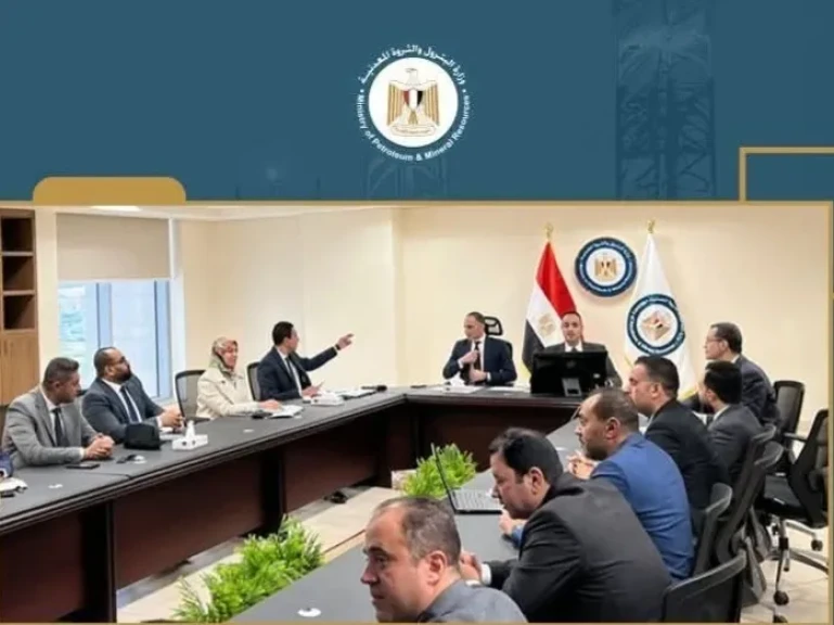 وزارة البترول : الاستفادة من خبرات خريجي الدفعة الأولى من دبلومة سلامة العمليات