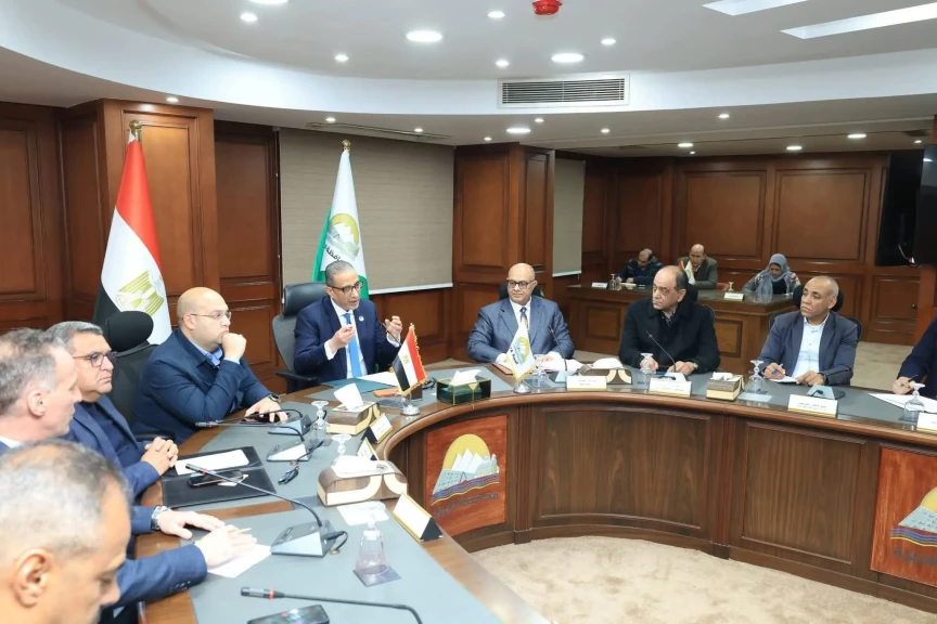 محافظ الجيزة :  تنفيذ تكليفات رئيس الوزراء بشأن ضبط الأسواق ومنع التلاعب بالأسعار