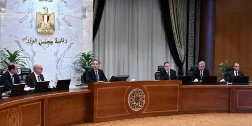 رئيس الوزراء يترأس اجتماع لجنة إدارة الأزمات المركزية