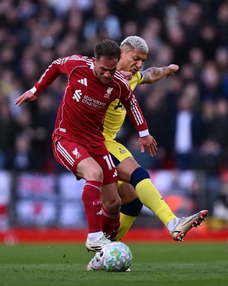 التعادل الإيجابي يحسم مباراة ليفربول وتوتنهام بالدوري الانجليزي