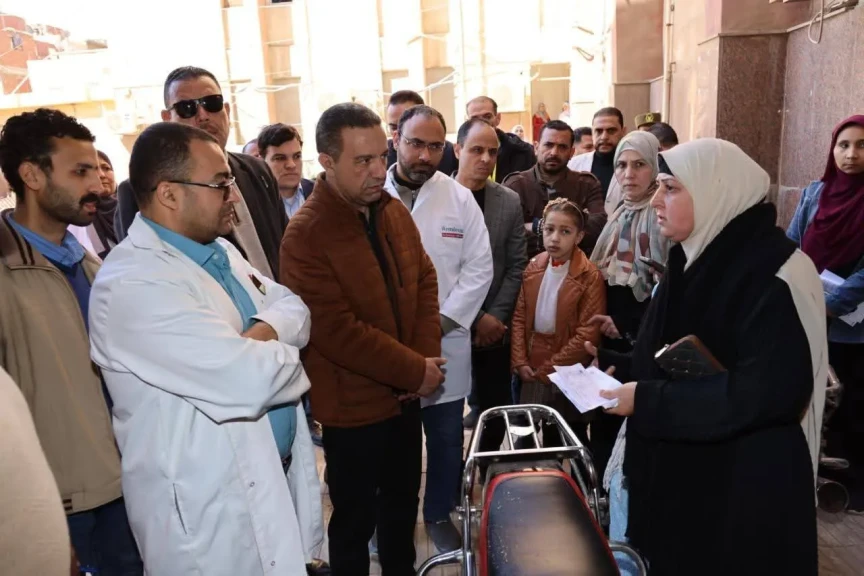 محافظ المنوفية يفاجئ مستشفى الشهداء المركزى