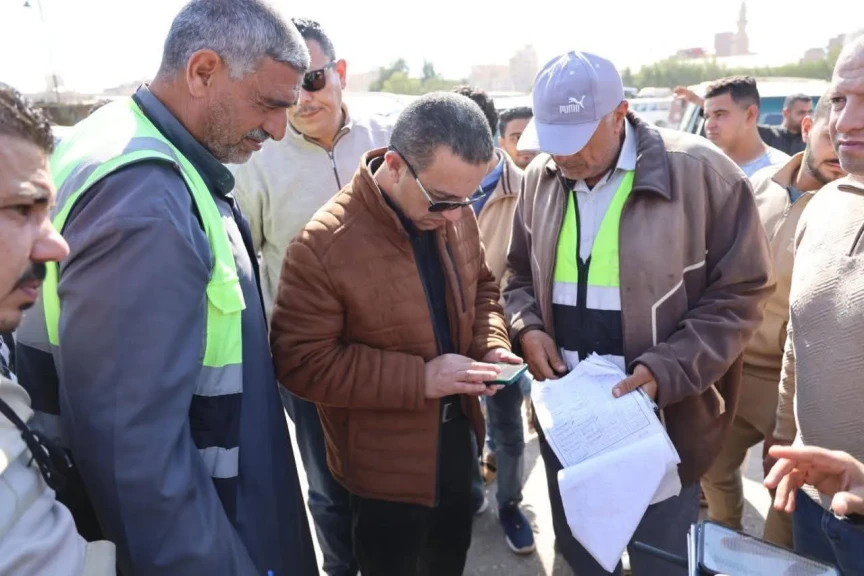 محافظ المنوفية يتفقد موقف السادات  بشبين الكوم  لمتابعة الحالة العامة