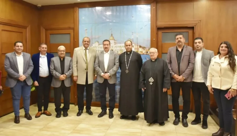 محافظ بورسعيد يستقبل وفد الكنيسة الأثْقُفية للتهنئة بقرب حلول عيد الفطر المبارك