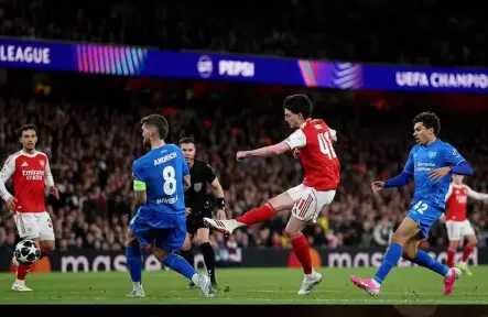 ارسنال يفوز بثنائية على بايرن ليفركوزن ويتاهل إلى ربع نهائي دوري الأبطال