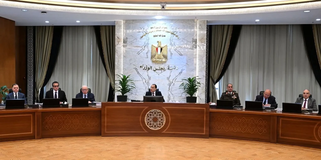 مجلس الوزراء يتابع تطبيق ضوابط ترشيد الإنفاق العام بالجهات الداخلة في الموازنة العامة للدولة والهيئات العامة الاقتصادية للسنة المالية 2025/2026