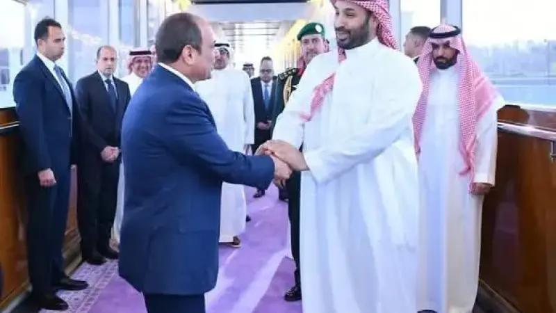 وسائل إعلام وقنوات عربية ودولية تبرز زيارة الرئيس السيسي إلى البحرين والسعودية