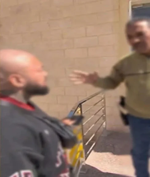 الداخلية: كشف ملابسات مقطع فيديو منح أحد الأفراد مبلغ مالي بأحد المنافذ بجنوب سيناء