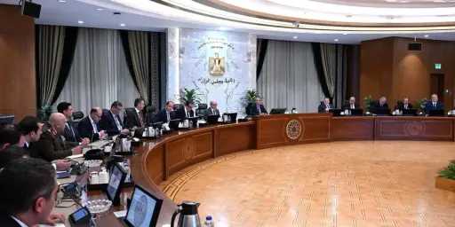 رئيس الوزراء يترأس اجتماع اللجنة المركزية لإدارة الأزمات