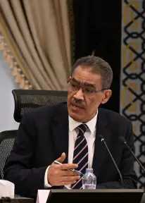 ”الإعلام المصرية” : إساءات ”فؤاد الهاشم” سقوط أخلاقي ومهني مرفوض… وتنسيق مصري كويتي لاتخاذ إجراءات قانونية حاسمة