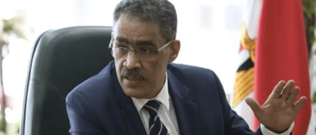 ”الإعلام المصرية” : إساءات ”فؤاد الهاشم” سقوط أخلاقي ومهني مرفوض… وتنسيق مصري كويتي لاتخاذ إجراءات قانونية حاسمة ‎