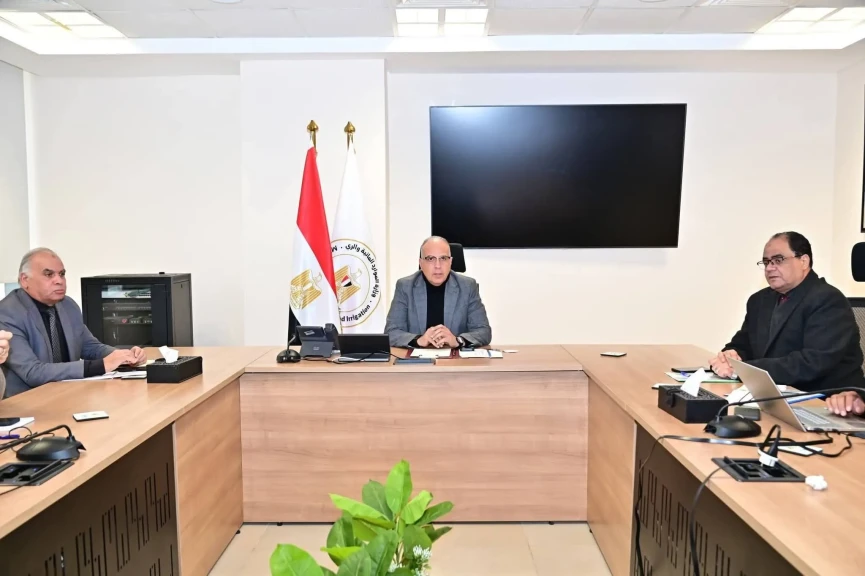 وزير الري يتابع أعمال إزالة التعديات على مجرى نهر النيل ضمن ”المشروع القومي لضبط النيل”