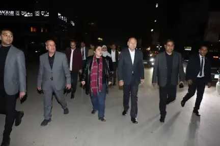 محافظ القاهرة يتابع أعمال أول أيام تطبيق قرار غلق المحال العامة