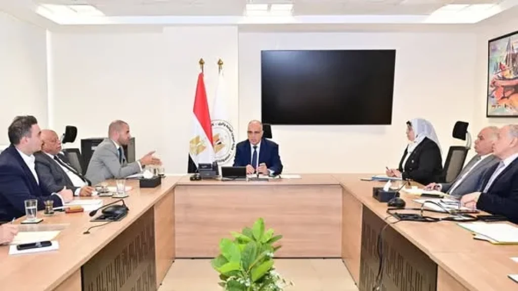 وزير الري يلتقي عددًا من السادة أعضاء مجلس النواب لمناقشة طلبات المواطنين