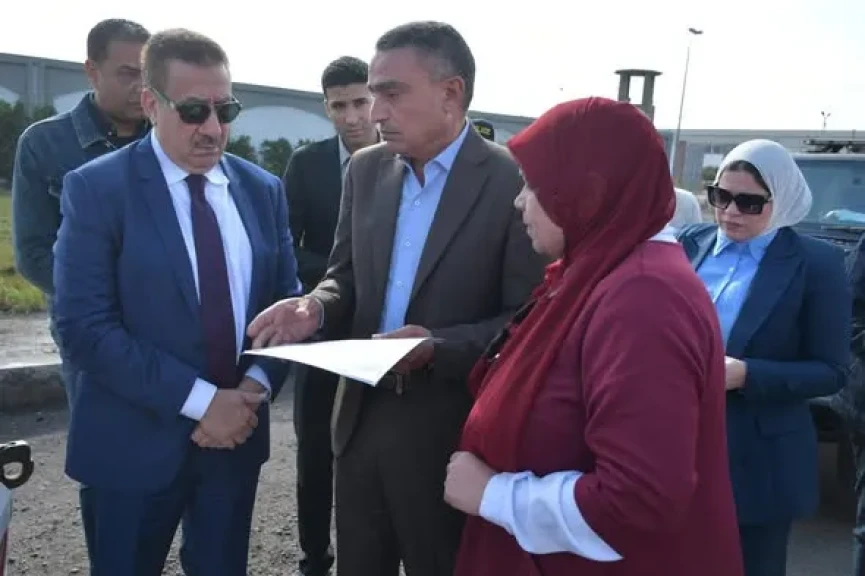 محافظ بورسعيد يتفقد مدخل بورسعيد بحي الجنوب (طريق المعاهدة)