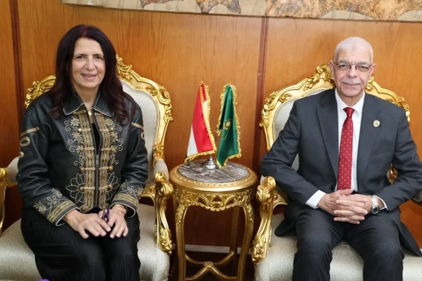 رئيس جامعة المنوفية يستقبل المدير التنفيذي لهيئة فولبرايت