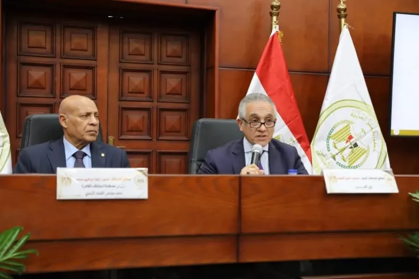 وزير العدل يلتقي قضاة الاستئناف والمحاكم الابتدائية ويكرم المتميزين