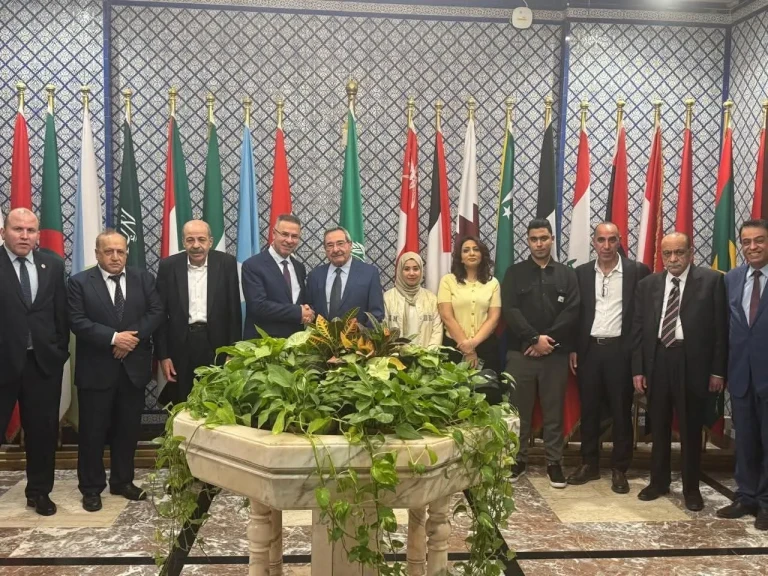 الجامعة العربية تؤكد أهمية التمسك بحقوق الشعب الفلسطيني في إقامة دولته المستقلة