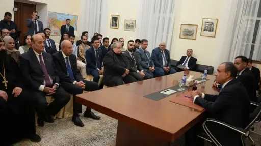 وزير الخارجية يلتقي أبناء الجالية المصرية في موسكو ويؤكد حرص الدولة على دعم المصريين بالخارج