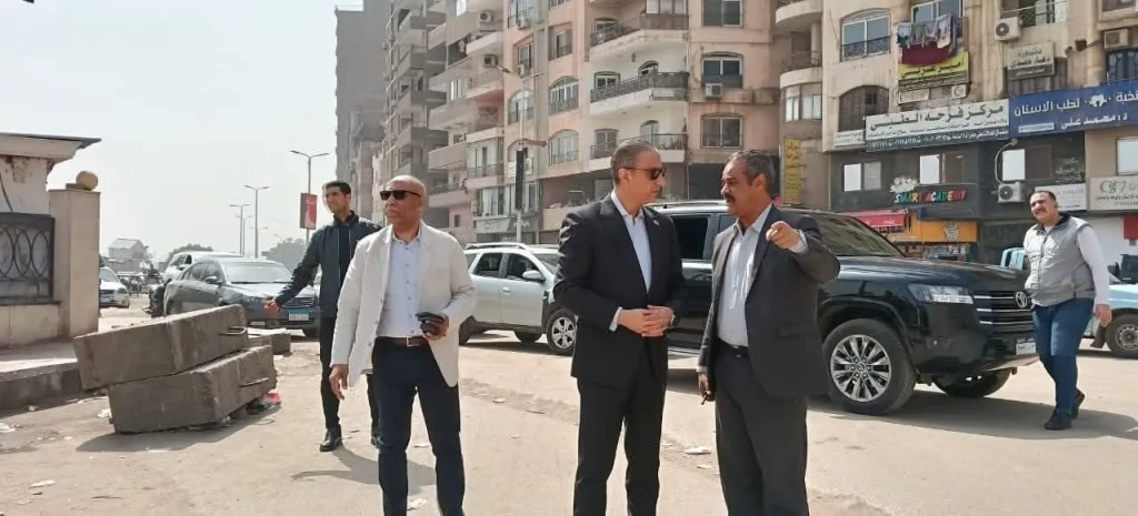 محافظ الجيزة يتفقد أحياء الوراق وإمبابة ويشدد على تكثيف جهود النظافة ورفع المخلفات