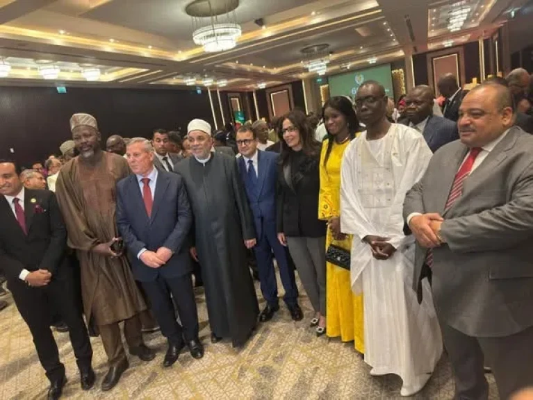 وزيرة الثقافة تشارك في احتفال سفارة السنغال باليوم الوطني نيابةً عن رئيس الوزراء