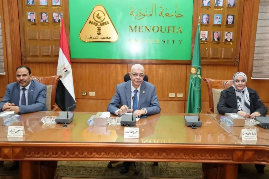 رئيس جامعة المنوفية يعقد اجتماعًا تحضيريًا موسعًا للاحتفال باليوبيل الذهبي للجامعة