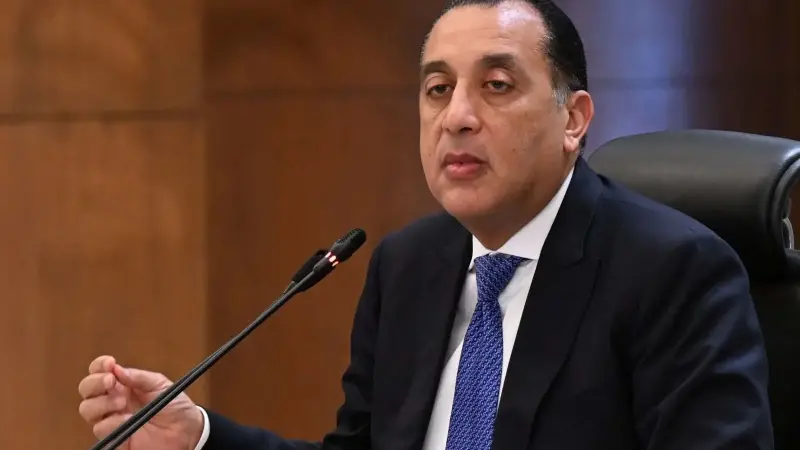 رئيس الوزراء يتابع جهود منظومة الشكاوى الحكومية خلال مارس الماضي