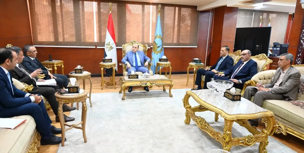 محافظ الغربية يبحث مع شركة فينوس التوسع في لمبات الليد وترشيد الطاقة