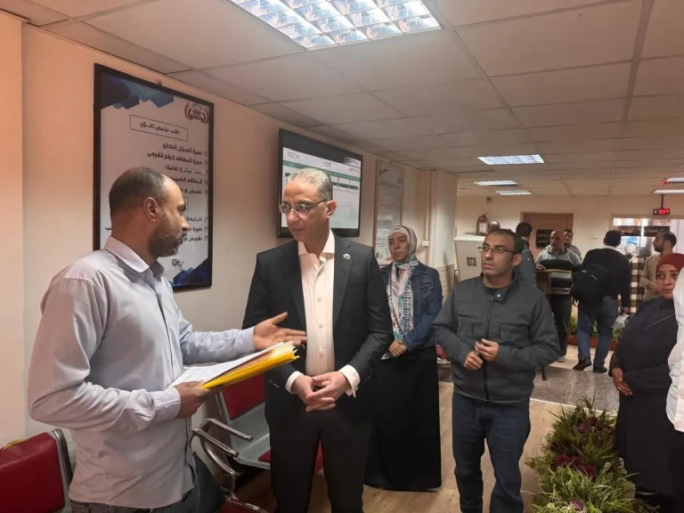 محافظ الجيزة يتفقد المركز التكنولوجي بالعجوزة لمتابعة انتظام سير العمل