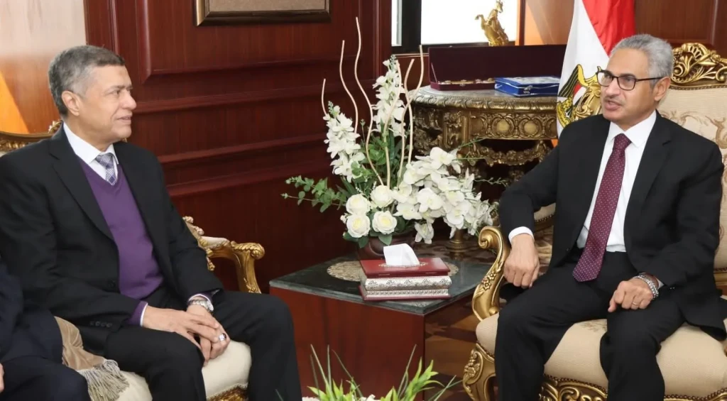 محافظ بني سويف يلتقي الدكتور ممدوح العربي نائب رئيس مجلس إدارة مجموعة العربي