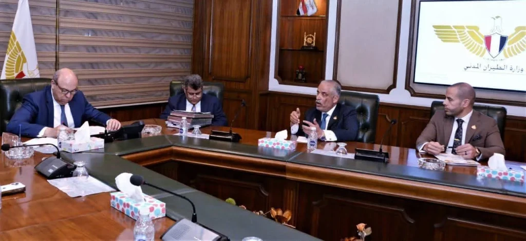 ترسيخًا للتكامل المؤسسي .. وزير الطيران المدني يستقبل عددًا من أعضاء مجلس النواب