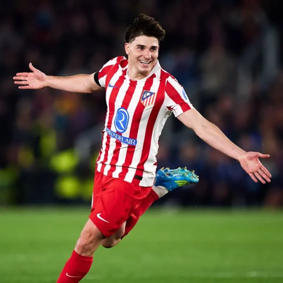 اتليتكو مدريد يفوز على برشلونة ويضع قدماً بنصف نهائي دوري أبطال أوروبا