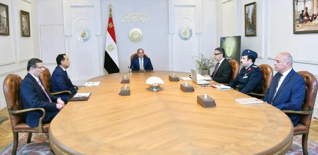 الرئيس السيسي يشدد على ضرورة استخدام  الدولة لكل  آليات ضبط السوق و الأسعار لتفادي غلاء الاسعار