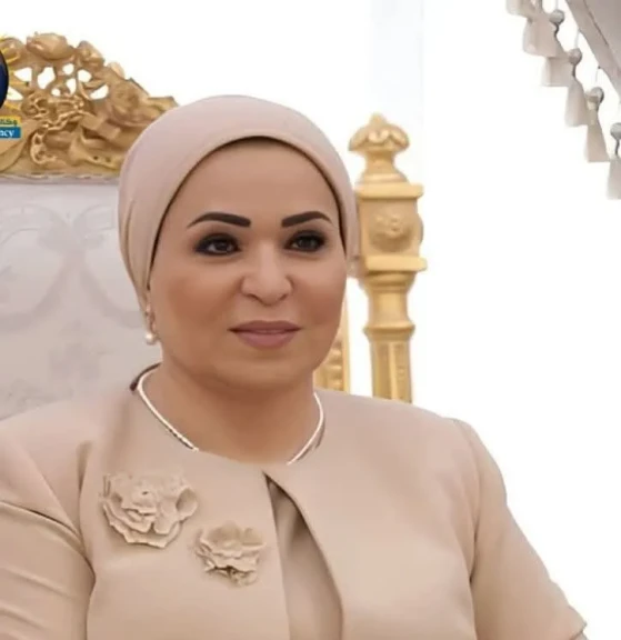 السيده انتصار السيسي تهنئ أبناء مصر الأقباط بمناسبة عيد القيامه المجيد