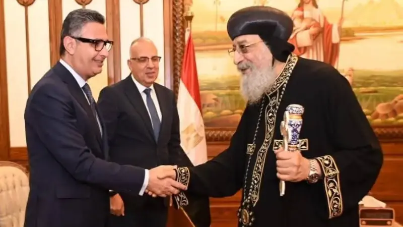 وزير التموين والتجارة الداخلية يهنئ قداسة البابا تواضروس الثاني بعيد القيامة المجيد