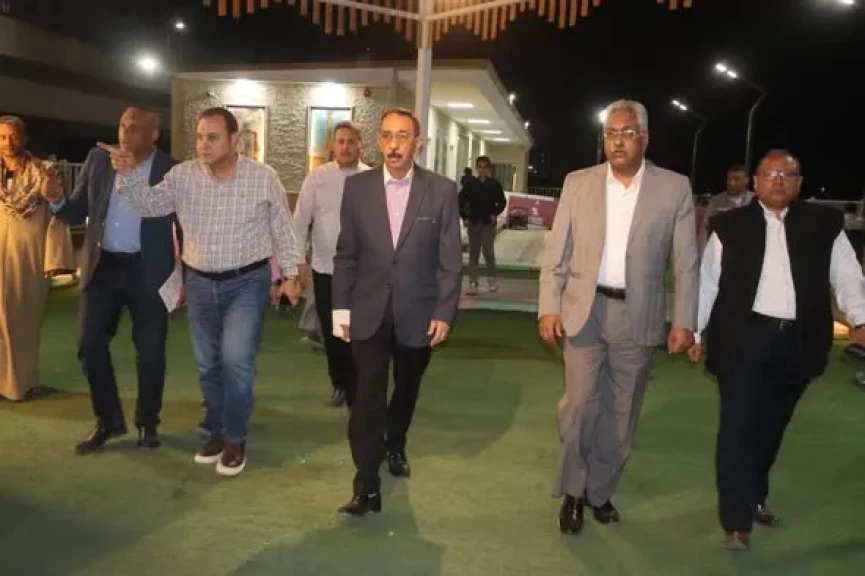 في جولة ميدانية مسائية.. محافظ سوهاج يتفقد الحدائق والمتنزهات والميادين العامة للاطمئنان على الوضع العام بالشارع السوهاجي