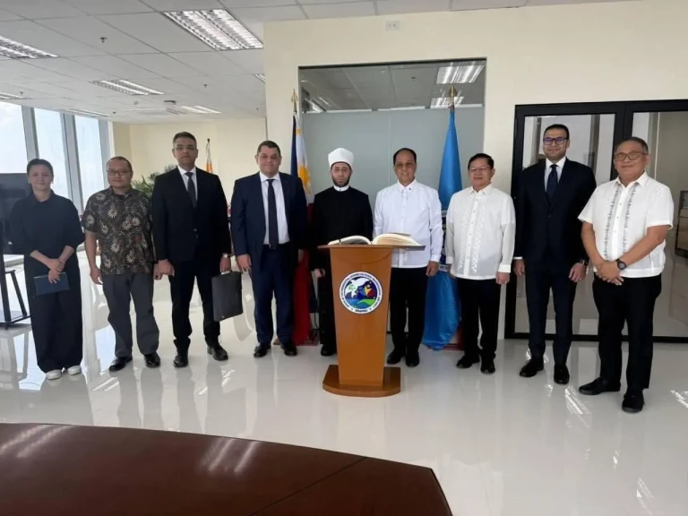 مستشار الرئيس الفلبيني للمصالحة والوحدة يستقبل وزير الأوقاف ضمن جدول الزيارة إلى الفلبين