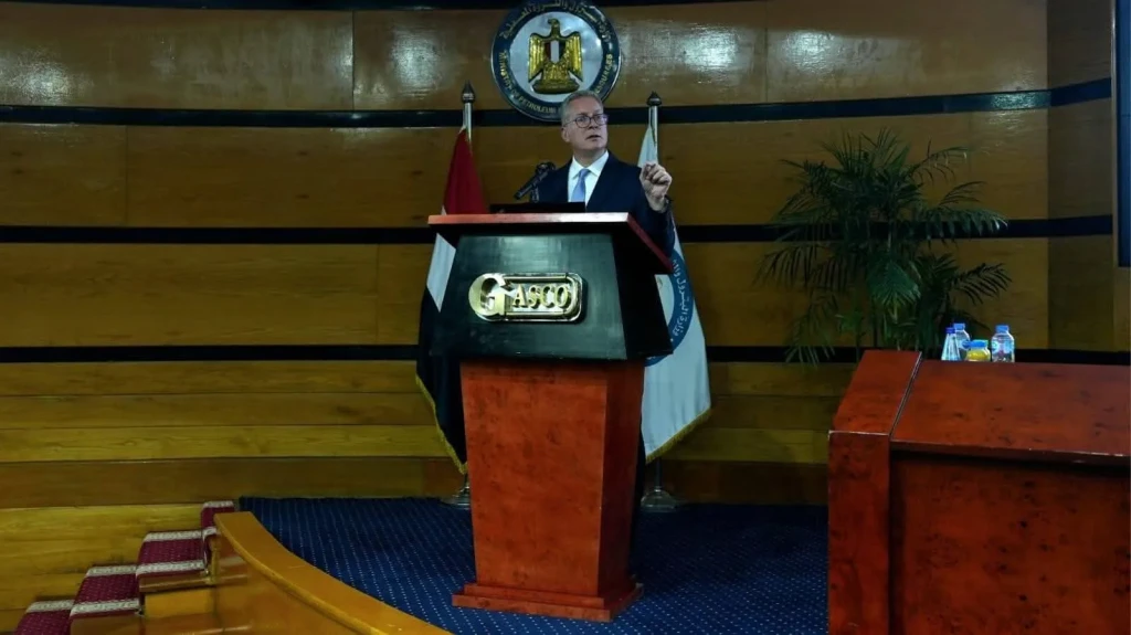 وزير البترول :تطبيق استراتيجية طموحة للحفر الأفقي والتكسير الهيدروليكي لزيادة إنتاج مصر البترولي