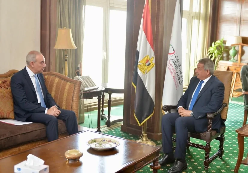 رئيس الأعلى للإعلام يستقبل رئيس الهيئة العامة للاستعلامات
