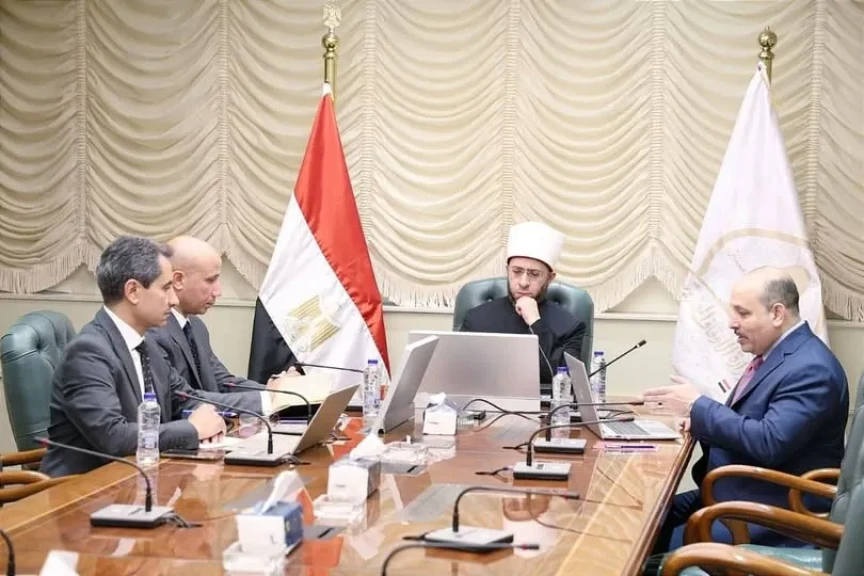 وزير الأوقاف يعقد اجتماعًا لمتابعة أعمال الحوكمة الرقمية الشاملة للوزارة