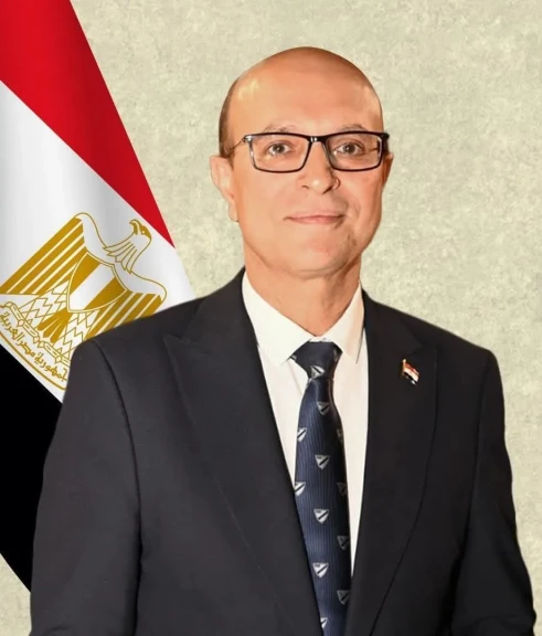 رئيس جامعة أسيوط يهنئ أهالي أسيوط بالعيد القومي الـ227