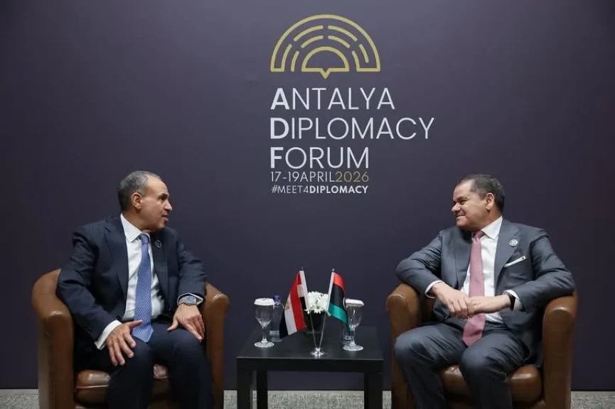 وزير الخارجية المصرى يلتقي مع رئيس حكومة الوحدة الوطنية الليبية