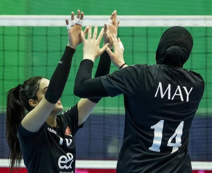 الأهلي يتأهل إلى ربع النهائي بعد الفوز على كمبالا الأوغندي ببطولة أفريقيا لكرة الطائرة