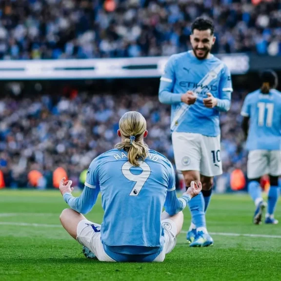 مانشستر سيتي يقضي على أمال تتويج الجانرز الليلة ..ويفوز بثنائية بالدوري الإنجليزي