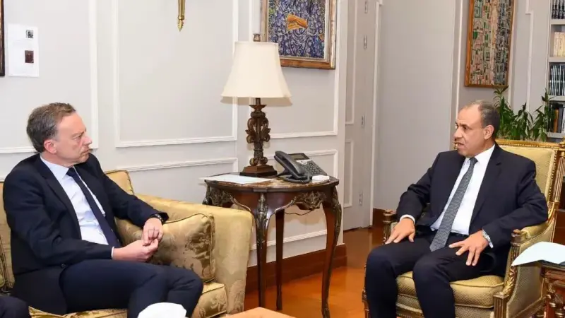 د. بدر عبد العاطي يستقبل السفير مارتن برنز، أمين عام وزارة الخارجية الفرنسية