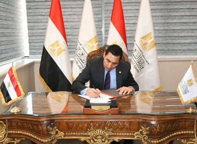 وزير الشباب والرياضة يوقع مذكرتي تفاهم مع دول بريكس بلس