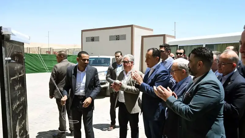 رئيس الوزراء يفتتح مصنع ”نيو سيفلون” لمنتجات الألومنيوم وأدوات الطهي