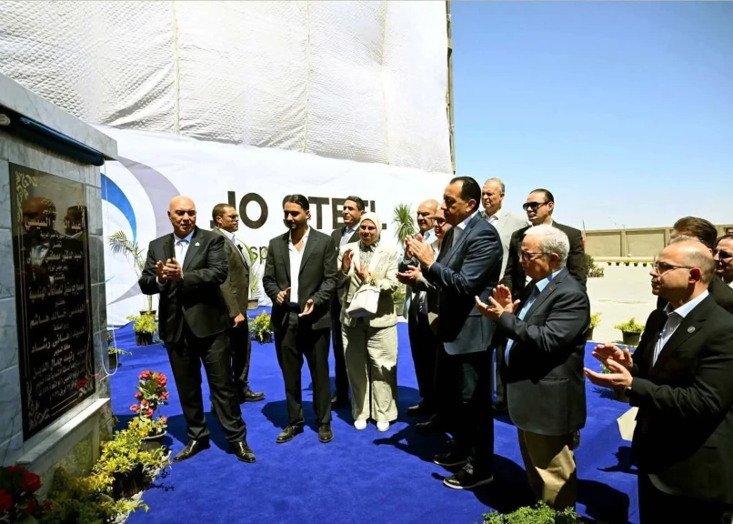 رئيس الوزراء يفتتح مصنع ”جو ستيل” لصناعة المواسير الصلب باستثمارات 45 مليون دولار
