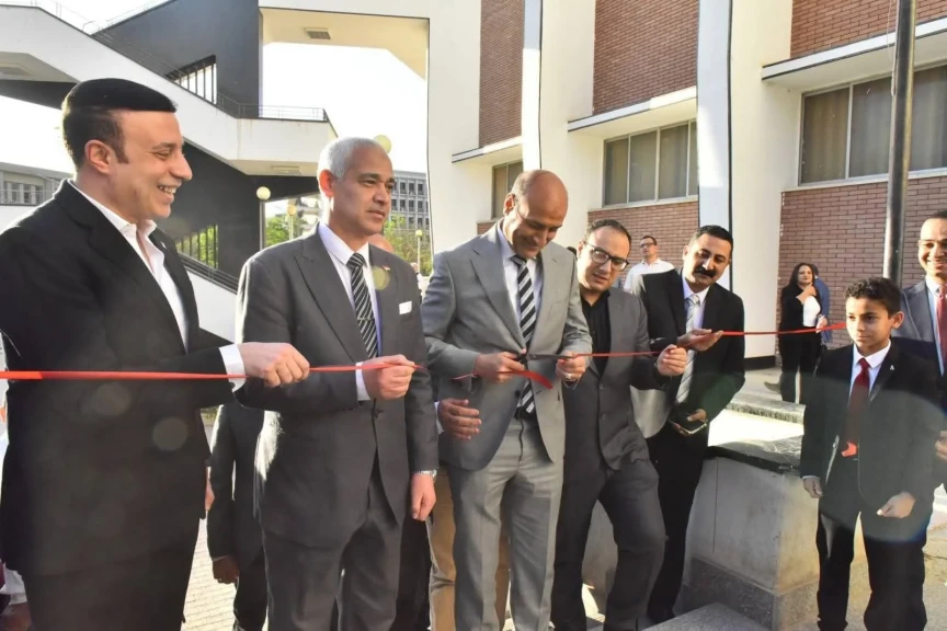 محافظ أسيوط يشهد حفل تخرج طلاب مدرسة النيل الدولية بأسيوط الجديدة