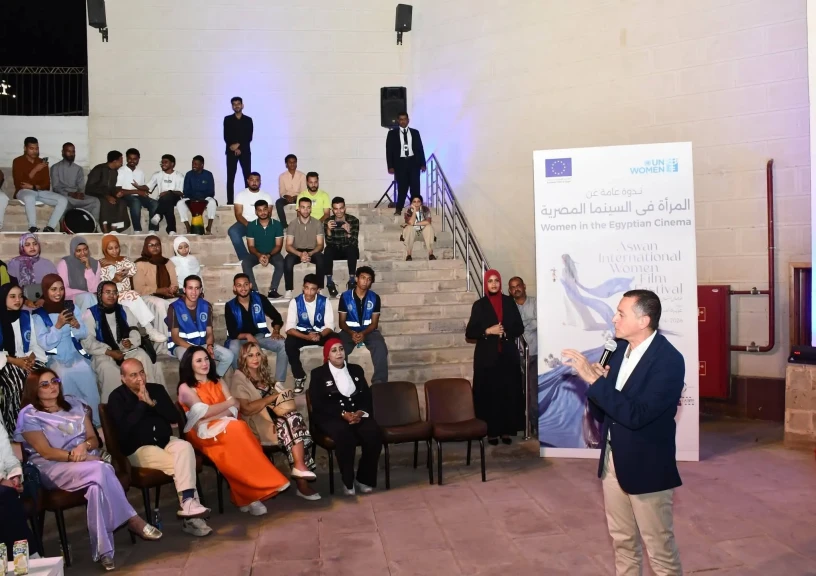 محافظ أسوان يشارك فى جلسة ” عزيزة أمير .. البداية ورحلة المرأة فى السينما المصرية ” ضمن فعاليات الدورة العاشرة لمهرجان أفلام المرأة